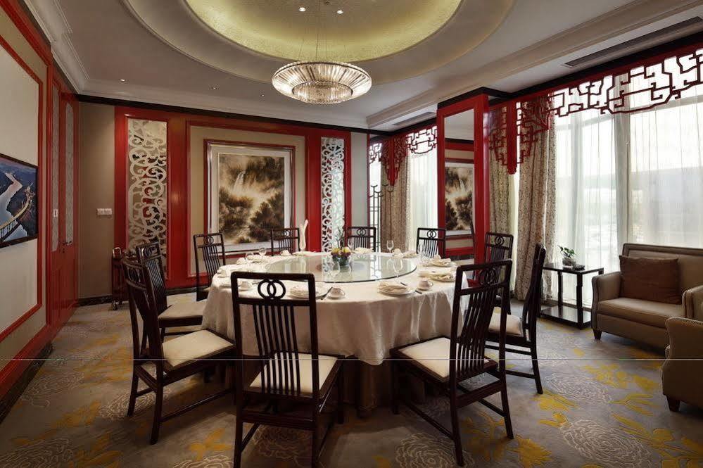 广州云凯酒店yunkai Hotel Have Free Shuttle Bus For The Complex Eksteriør bilde